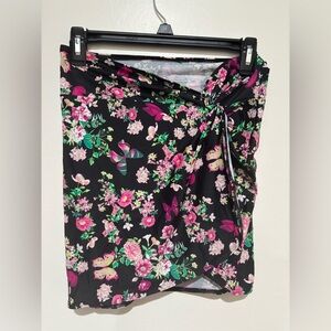 Victoria's Secret Black and Pink Swim Cover-Up